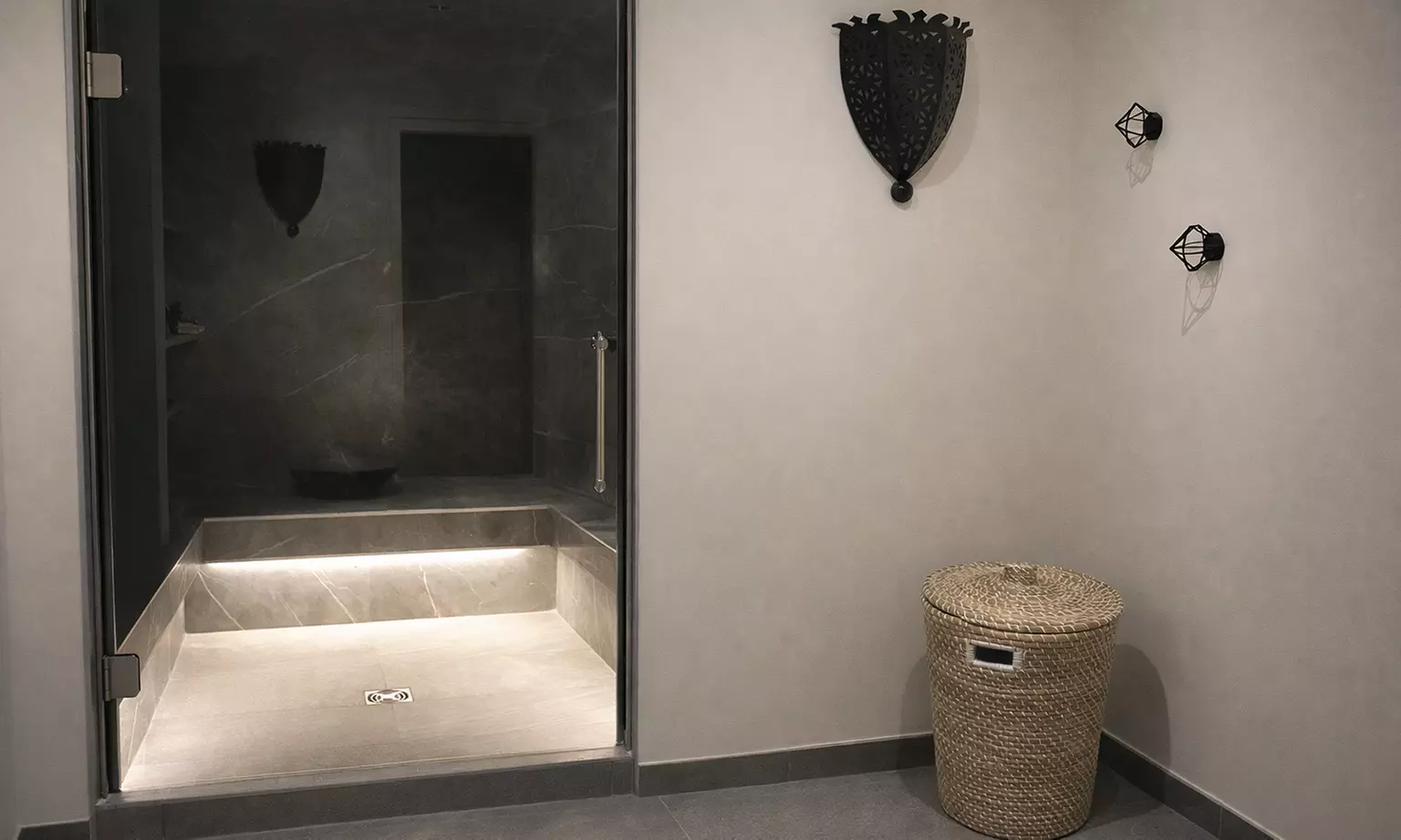 Accès privatisé hammam, gommage, espace détente, boisson pour 2 ou 3