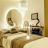 Image 2: 60-Minute Blissful Escape (30-Min Aromatherapy & Aqua Facials) & More