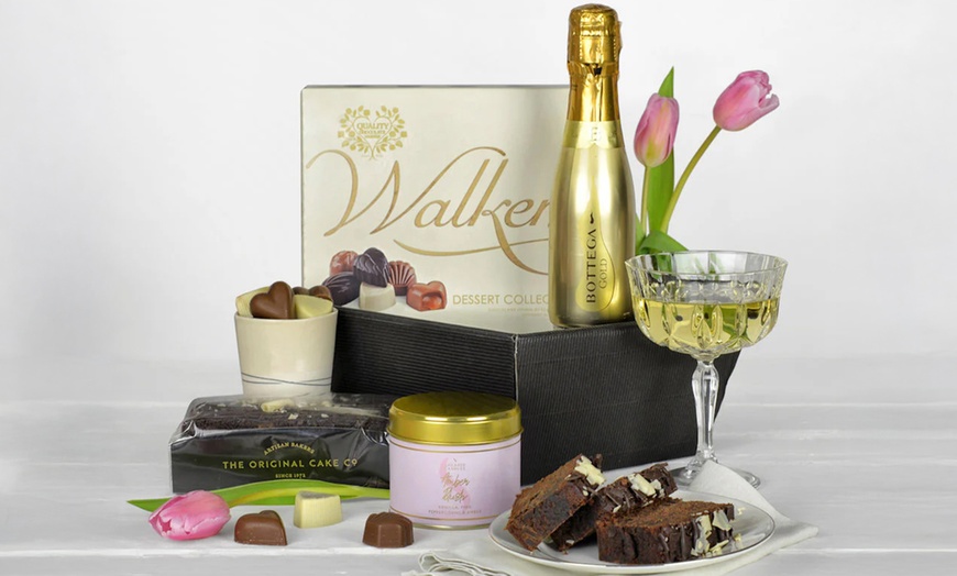 Image 2: Choice of Gift Hamper/Box for Mother's Day 