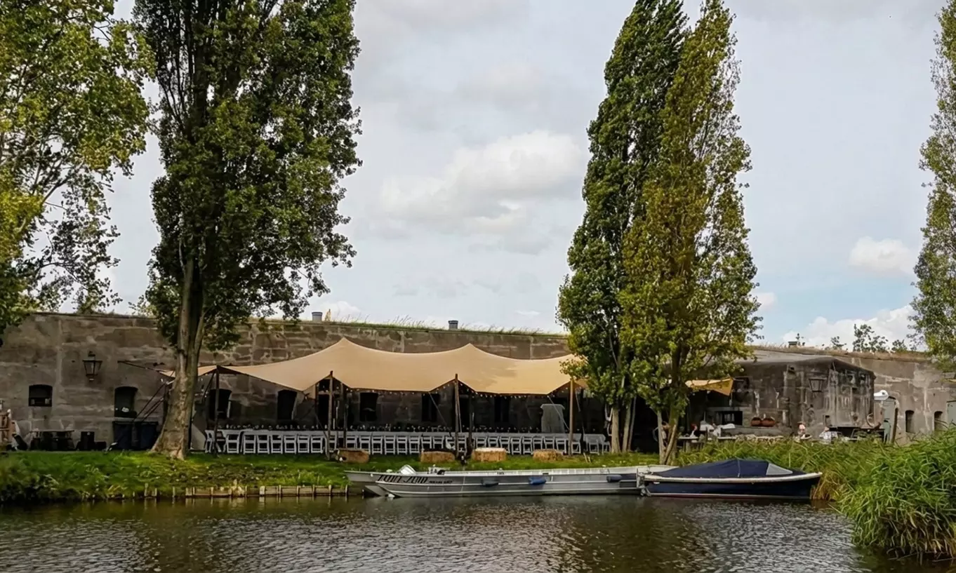 Historische Stelling van Amsterdam: Self BBQ bij Fort Zuid