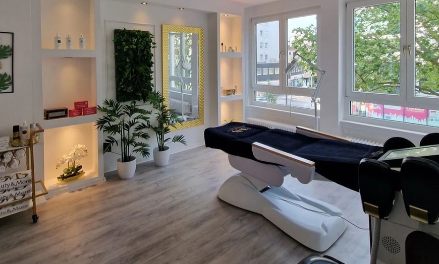 Image 3: Seidig-glattes Haar: Keratin-Haarbehandlung für 1 Person