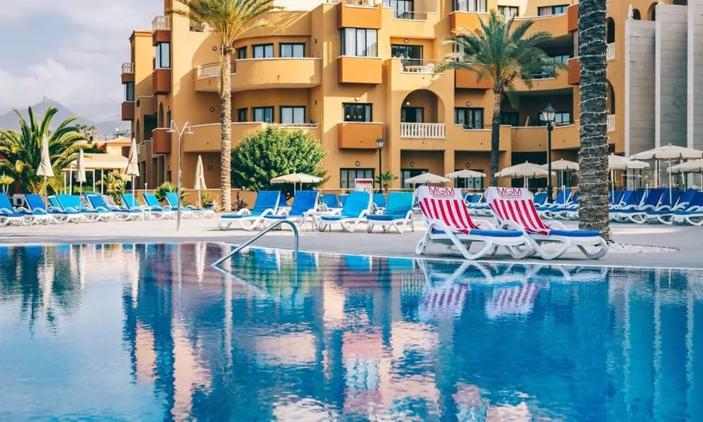 Daypass con almuerzo, bebidas ilimitadas y opción a cama balinesa para 2 o 4 personas, ahorra hasta un 53% - Primary Image