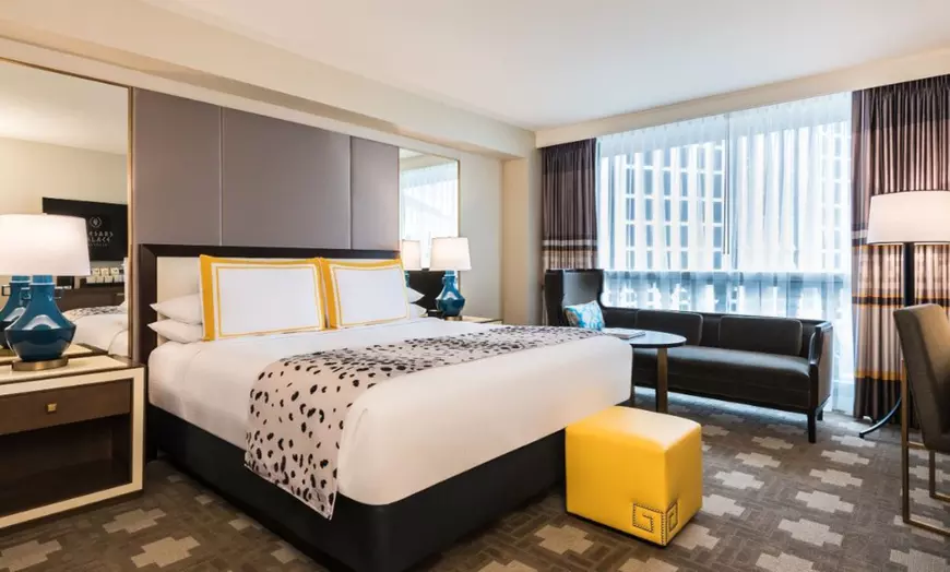 Julius Deluxe King Room