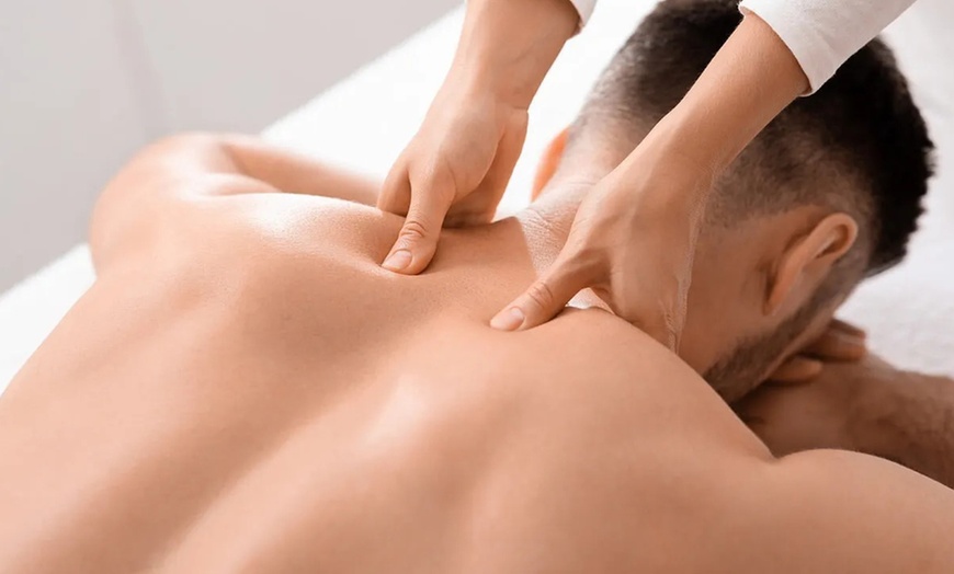 Image 5: Masaje de 60 o 90 min.: deportivo, thai, tejido profundo o acupuntura