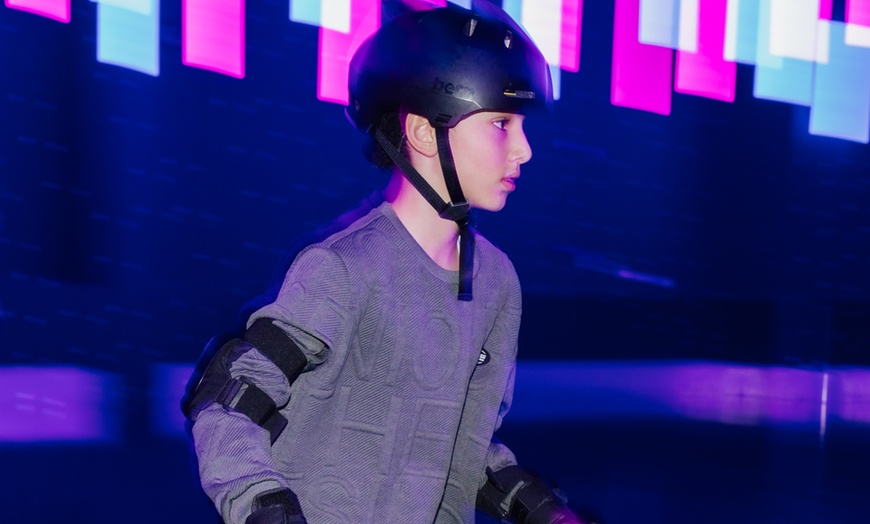 Image 7: Glide into Fun: Enjoy 45-Min Skate Rental for 1, 2, or 4 People 
