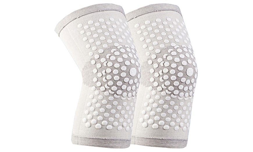 Image 5: Pair of Compression Self-Heating Knee Warmers