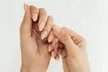 Manicura, pedicura o manipedi con esmaltado normal o semipermanente en 1 o 2 sesiones con hasta un 69% de dto. - Image 3