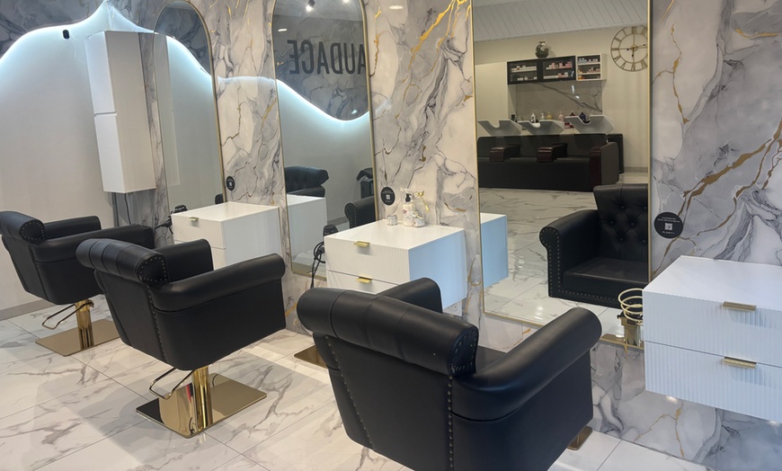 Image 2: Forfait de beauté capillaire à Marseille au salon Audace