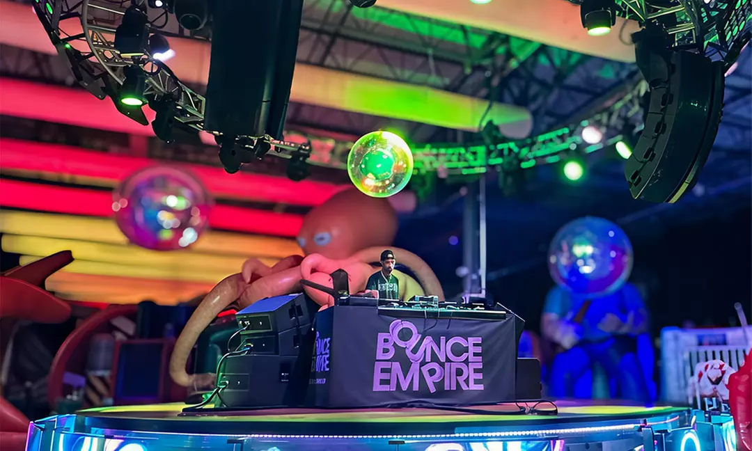 Weekday & Weekend Ultimate Bounce Pass for 1 or 2 People!