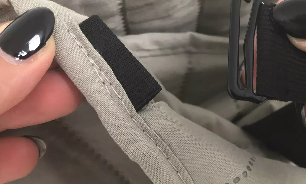 Gesteppter Sofaschoner