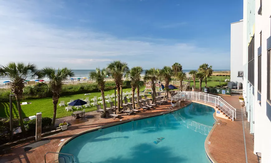 Outdoor Oceanfront Pool Deck
