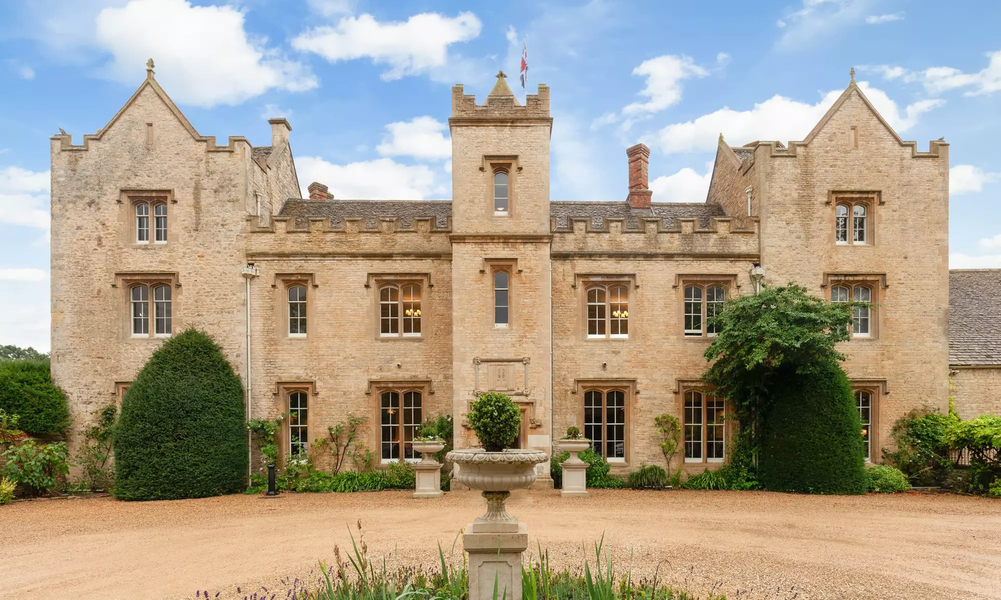 Delight in Traditional Afternoon Tea with Optional Prosecco for 2 or 4