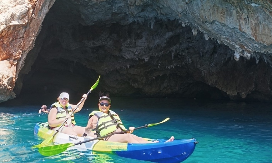 Image 12: Excursión guiada en kayak de 3 horas con temtempié para niño o adulto 