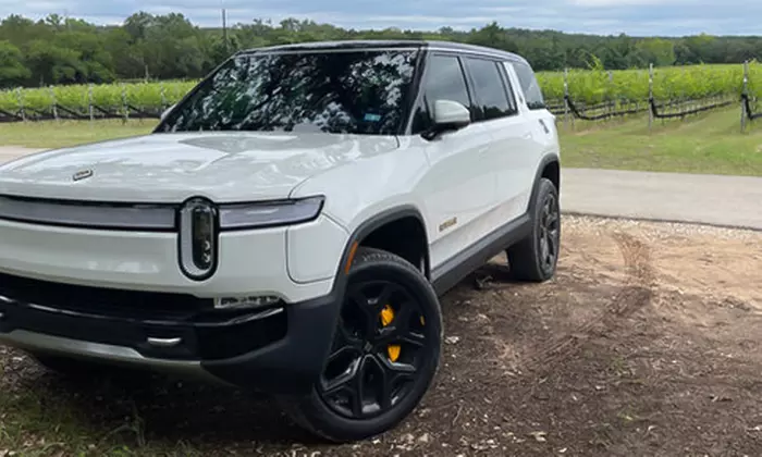 Convenient Airport Shuttle for up to 11 Passengers