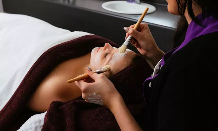 Image 5: For 1 or 2: Crushed Cabernet Scrub & Relaxing Massage (Up to 48% Off)