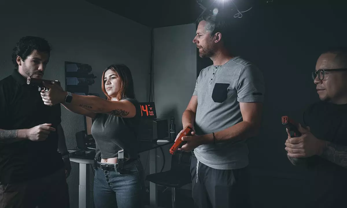 90 Min Simulator Session & Pistol Stance & Draw Training(Up to 2 or 4)