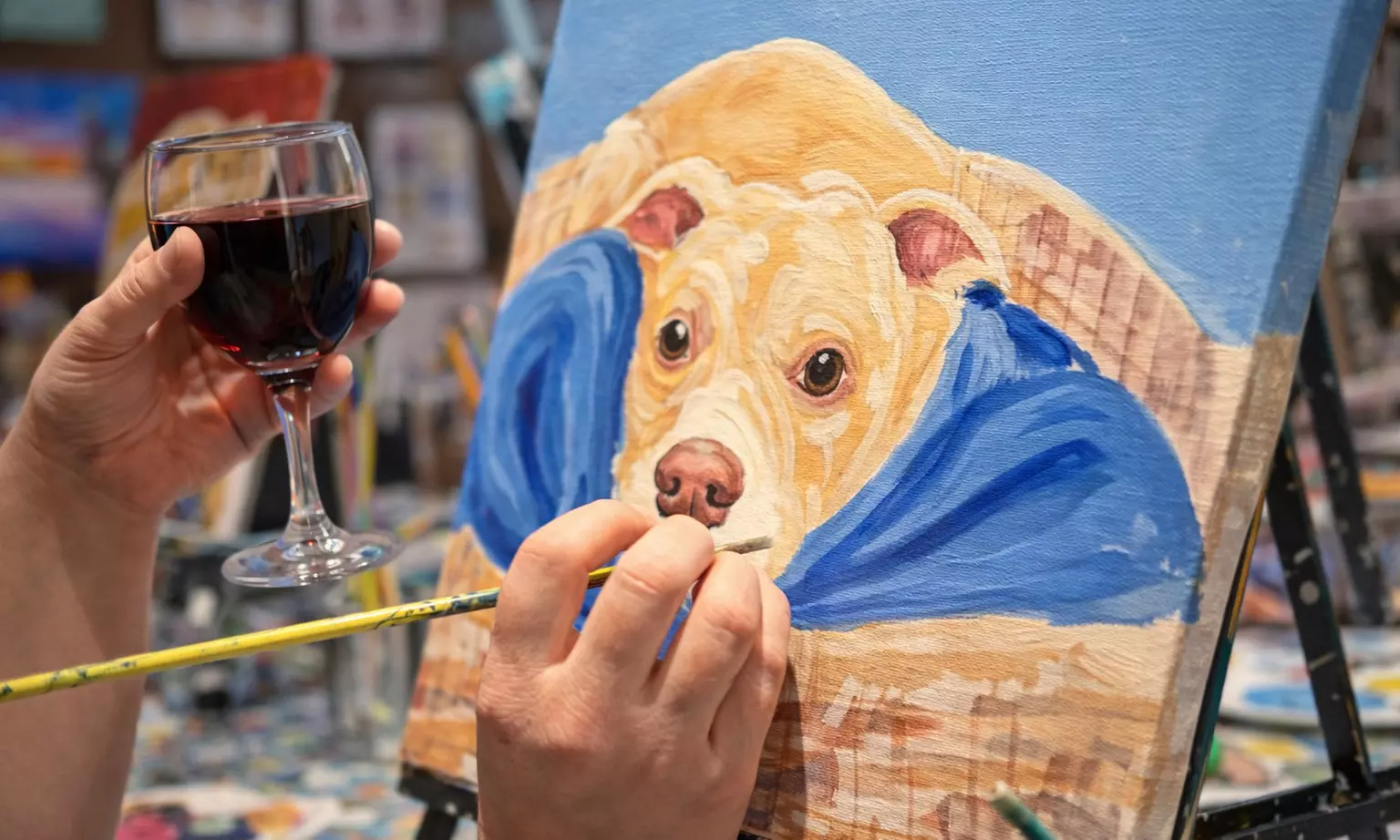 Pinta a tu mascota en lienzo con vino ilimitado y día a elegir para 1