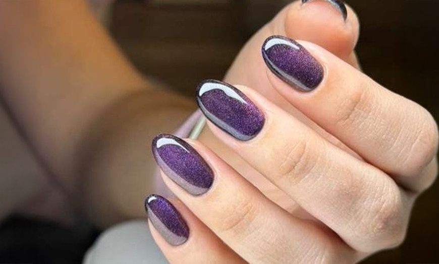 Image 4: Classic or Gel Manicure or Mani-Pedi