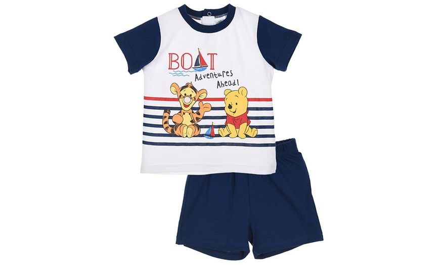 Image 7: Winnie the Pooh Clothing Sets