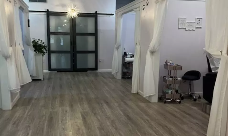 60 or 90-Minute: Choice of Deep Tissue or Swedish Massage