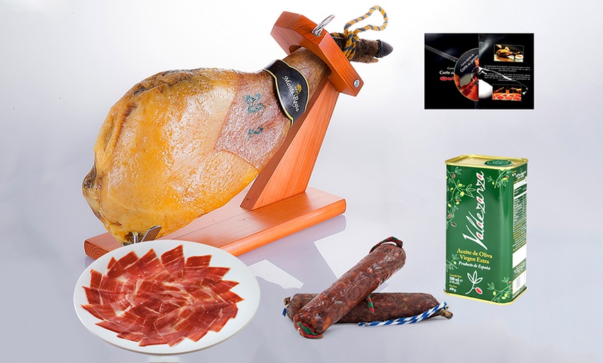 Image 3: Spanish Ham Shoulder