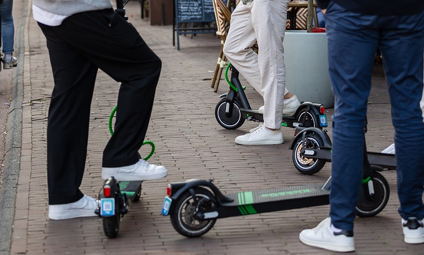Image 9: Amsterdam per elektrische step: 1 of 3 uur of een hele dag