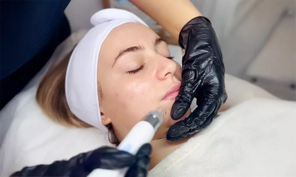 Soin Hydra visage avec Sowfel Signature