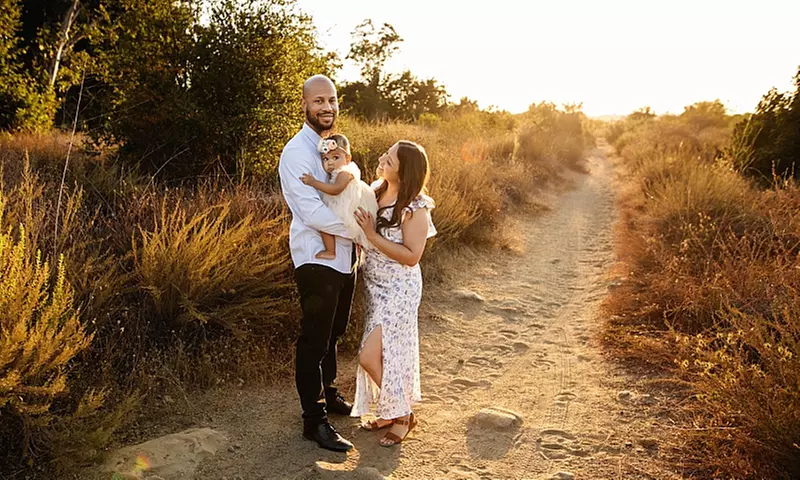Capture Family Moments with 30-Min, or 1 Hour Photoshoot
