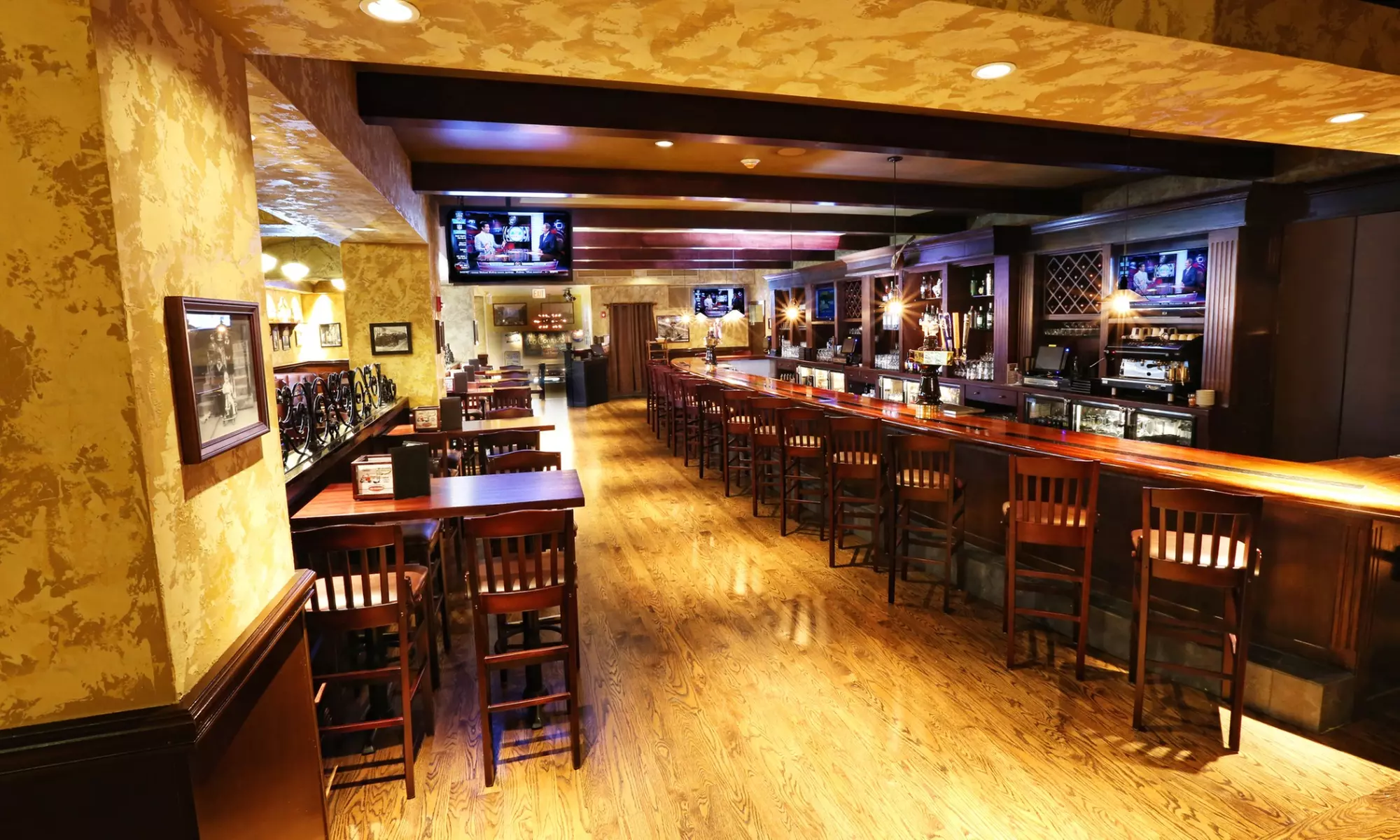 Exclusive Offer: Grab $35 worth of Food & Drinks—Dine-in Only