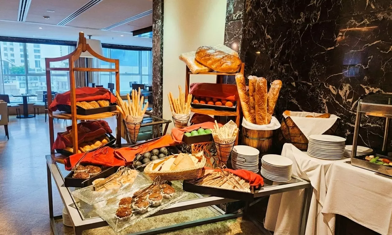 Iftar Buffet with Ramadan Beverages for a Child or Up to 4 Adults