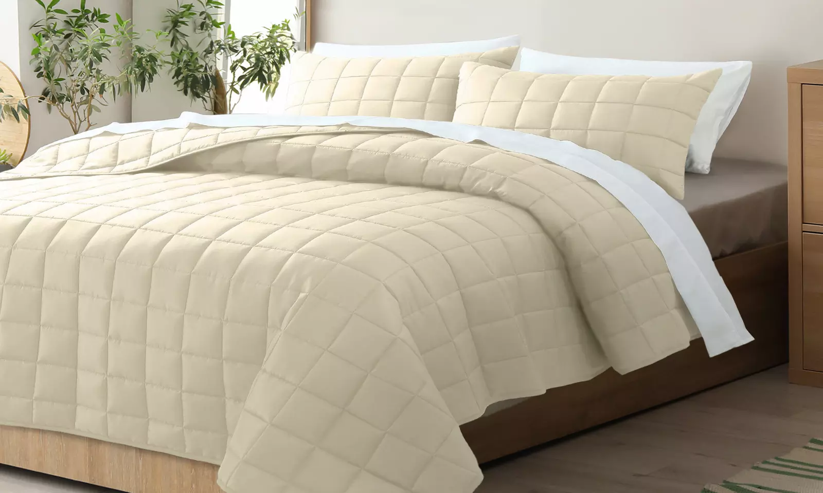 Royal Comfort Coverlet Set - Queen - Beige-10003818