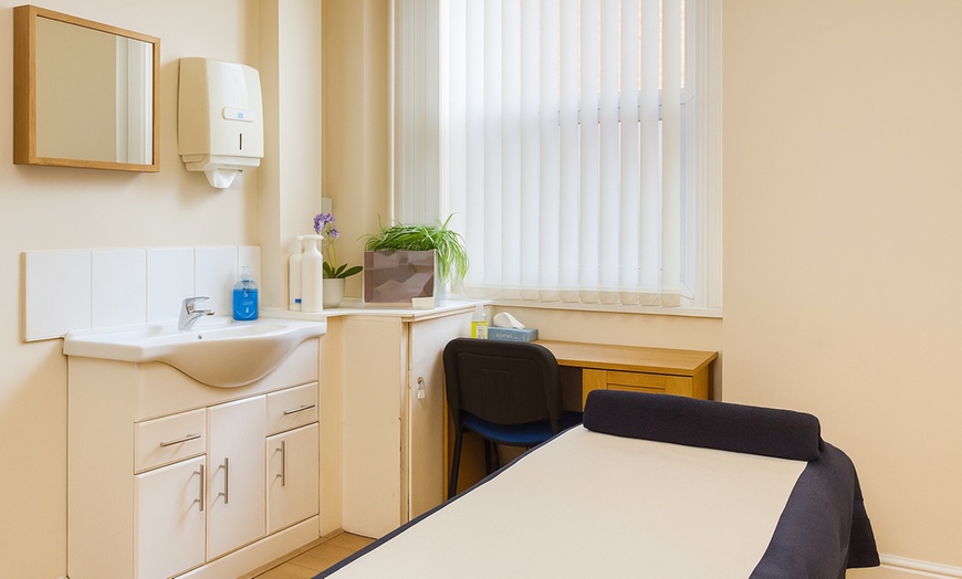 Image 1: Indulge in a 30, 60 or 90 Minute Pampering Package /Facial / Massage