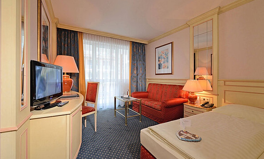 Image 8: Bad Gögging: 4* Hotel inkl. HP, Massage & Wellness