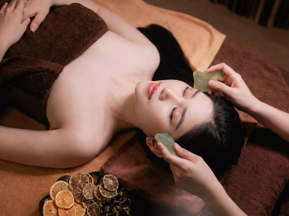 Essential (60-Min), Signature (75-Min), or Royal (90-Min) Head Spa