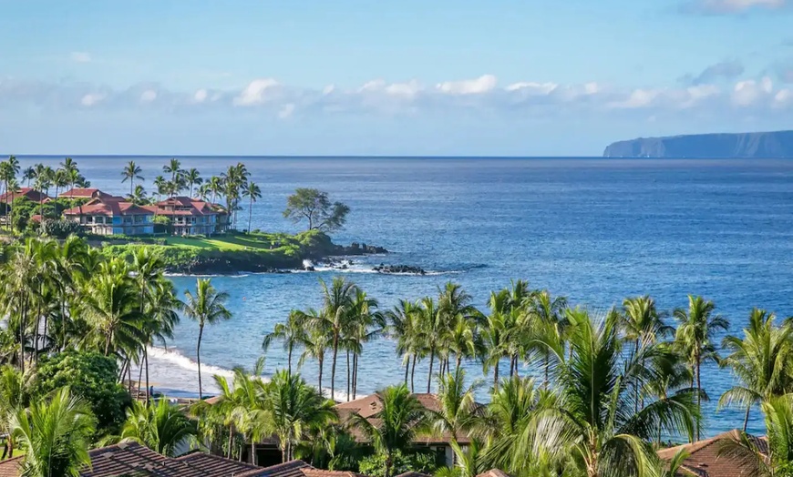 Image 13: ✈ 4-Day Hawaii Vacation with Air from Great Value Vacations
