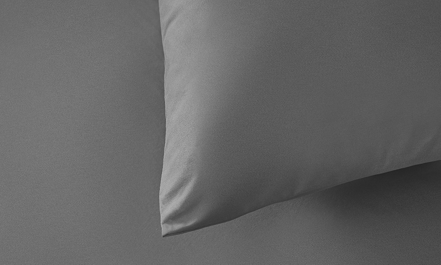 Image 3: Silentnight Supersoft Duvet Set