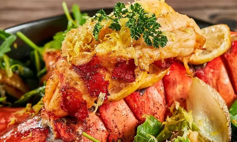Unlock 10% Off Dining with the Floridian Foodie's Card