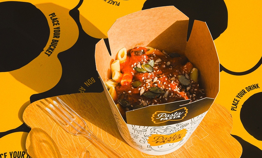 Image 7: Frische Pasta: Nudelbox & Limonade nach Wahl für 1 oder 2 Personen