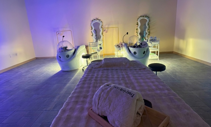 Image 2: Elevated Facial & Head Spa: Extended Treatments & Deep Relaxation
