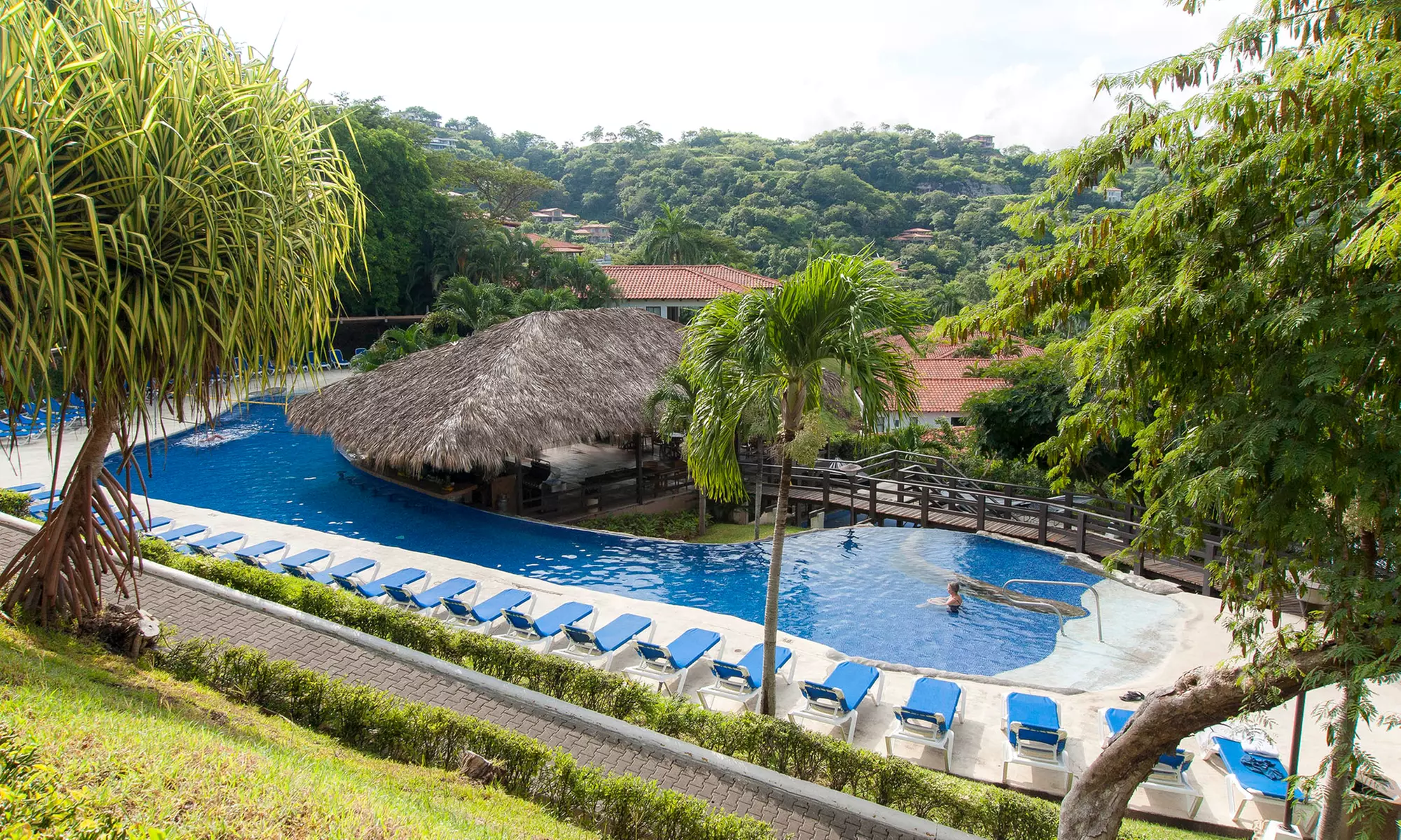 ✈ 4-Night All-Inclusive Villas Sol Stay with Air from Travel by Jen