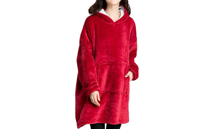 Image 3: Unisex Oversized Blanket