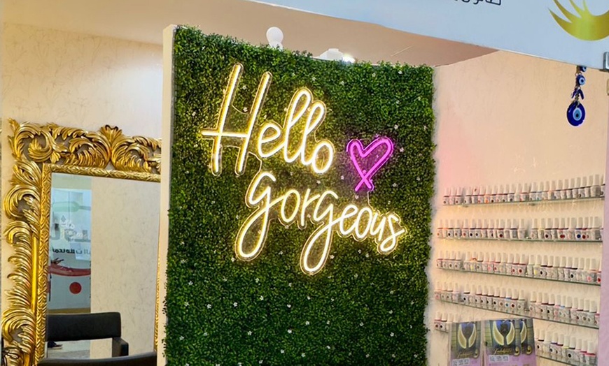 Image 4: Glow & Go: Hair Wash, Blow-Dry & Beauty Combos – Dubai