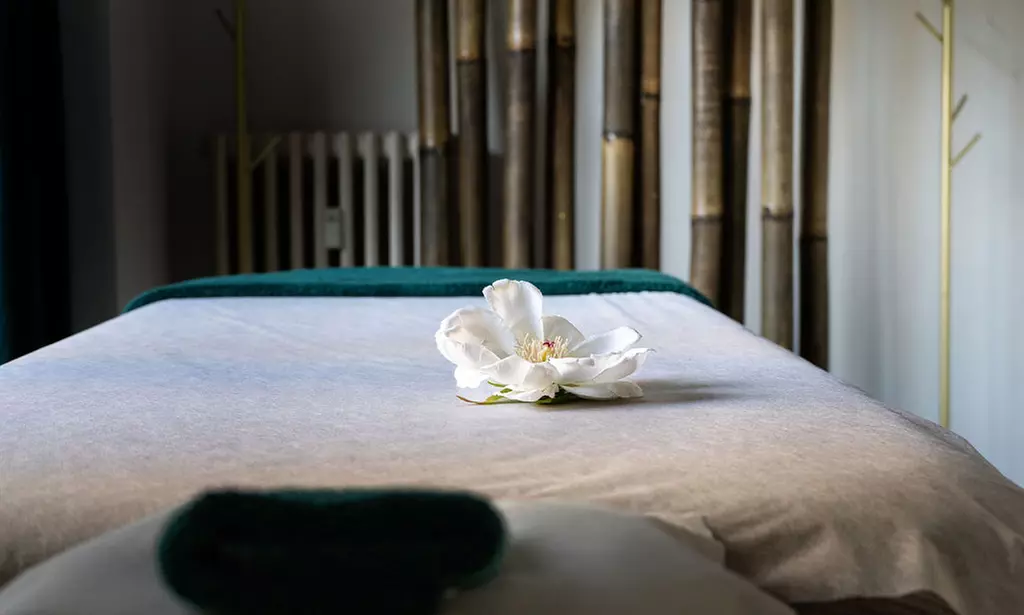 Body Sculpt en una zona o con masaje facial para 1 persona