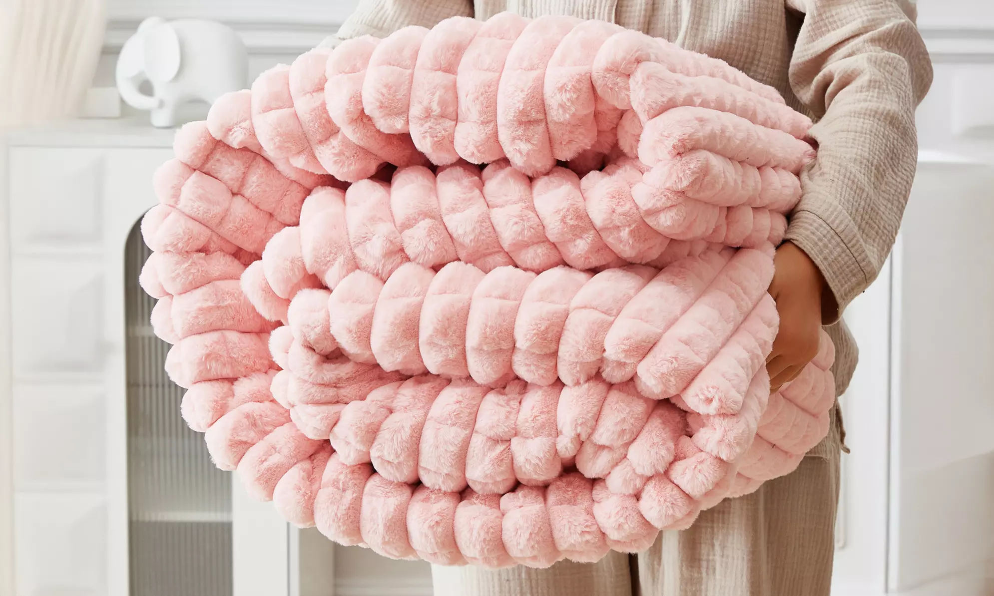Faux Rabbit Fur Waffle Throw - Super Soft, Luxury Blanket