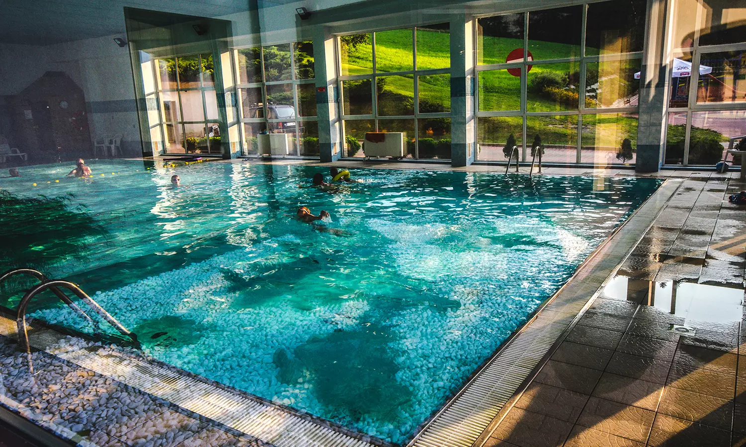 Beskidy: wybrany pokój dla 2 osób z wyżywieniem i strefą wellness w Kompleksie Beskid - Primary Image