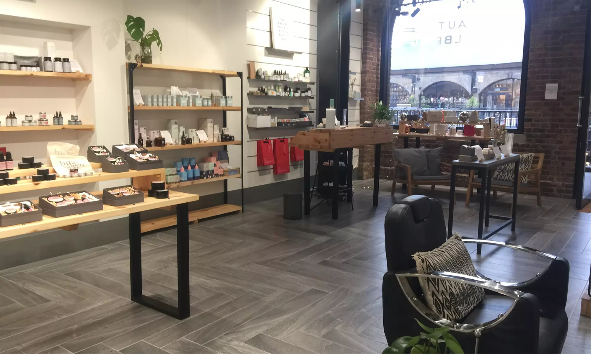 Craft Clay Masks, Lip Balms, Face Oils & More with Skincare Workshops