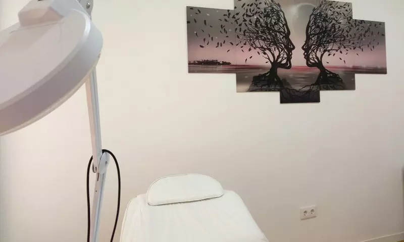 Mesoterapia facial o capilar, o infiltración facial con exosomas