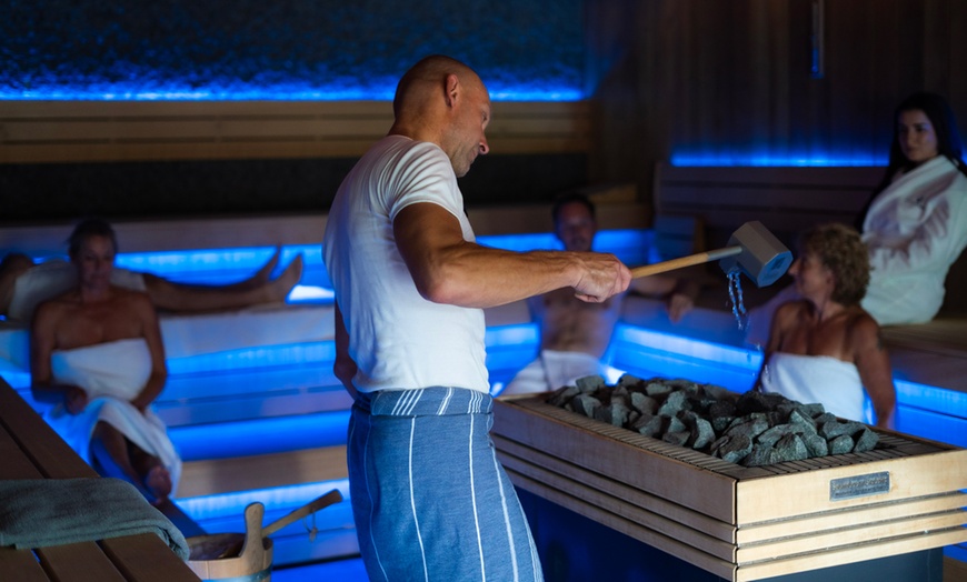 Image 9: Wellness in weelde: entree Sauna Dennenmarken in Roermond