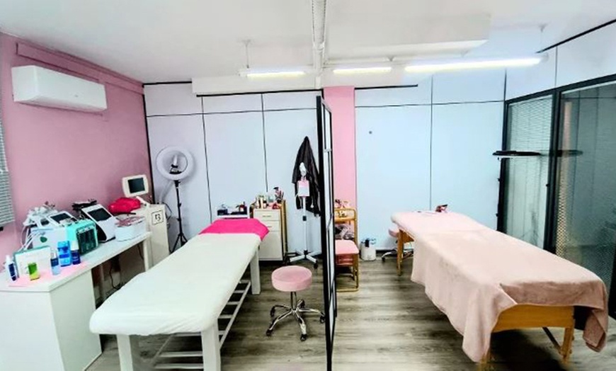 Image 4: Limpieza facial profunda con radiofrecuencia, microdermoabrasión y led 