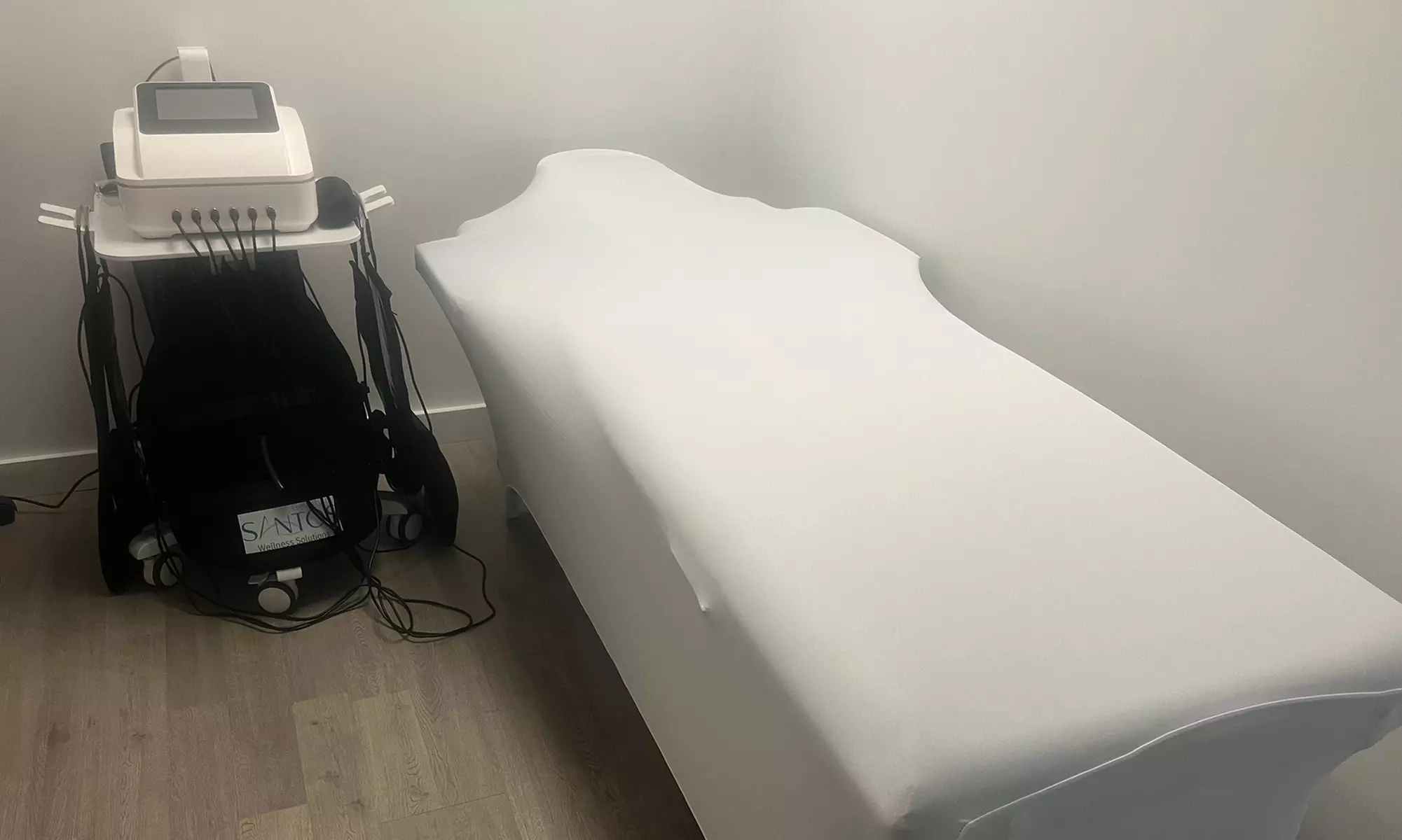 One or Three Red Light Body Contouring Session + Skin Soothing Benefit